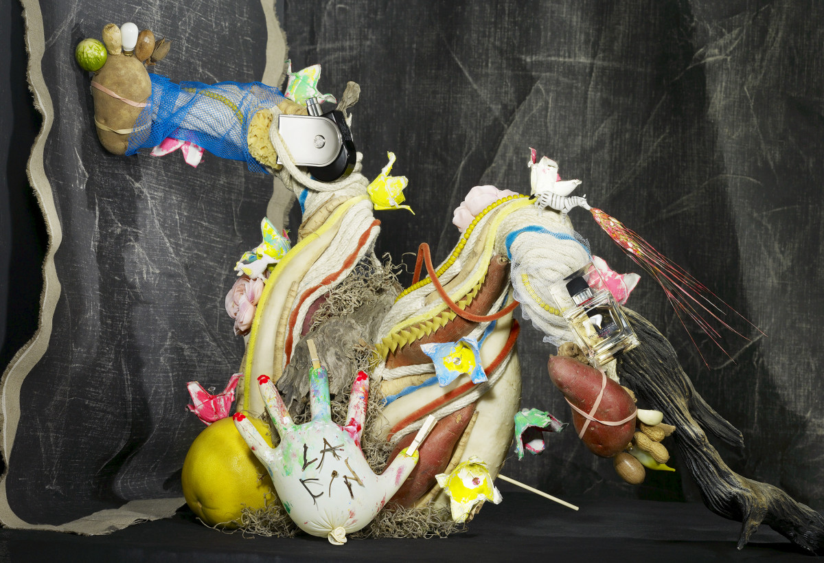 120221-sochic-pg-11-12