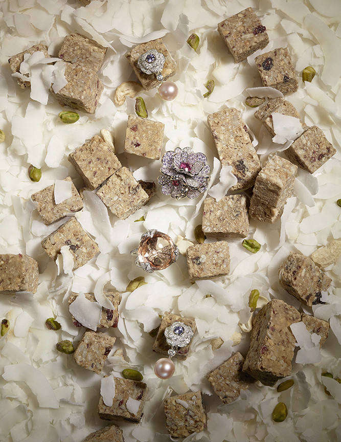 3-150515_flaunt-5-chanel_flat_final